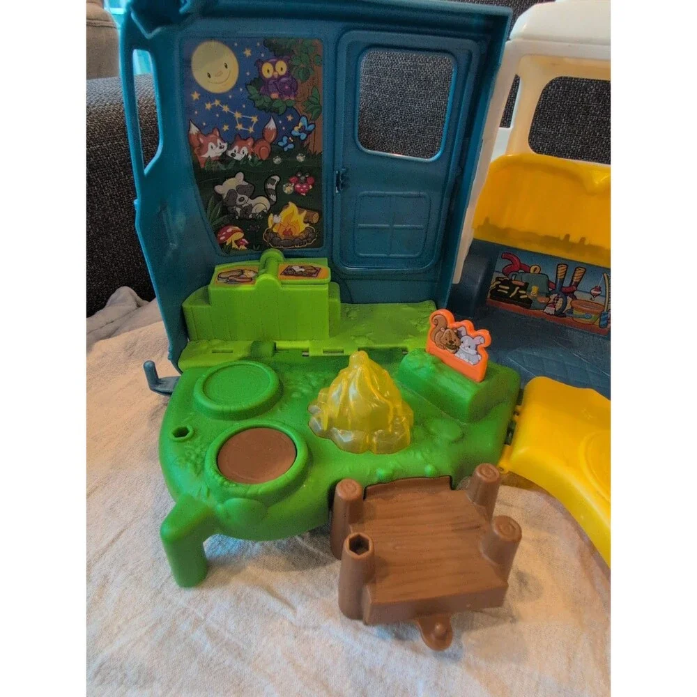 Fisher-Price Little People Camper RV Sounds and Lights Toy